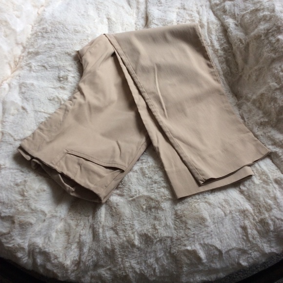 Esprit NWOT Juniors Stretch Tan Pants. - Picture 7 of 8